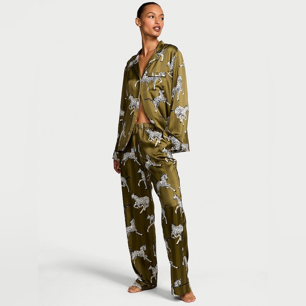 🦓 💚NWT~VICTORIA'S SECRET Signature Satin Long Pajama Set SIZE XL Regular